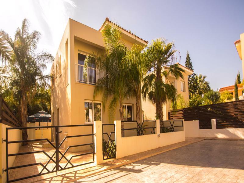 Presidential 6 Holiday Villa Pernera 外观 照片